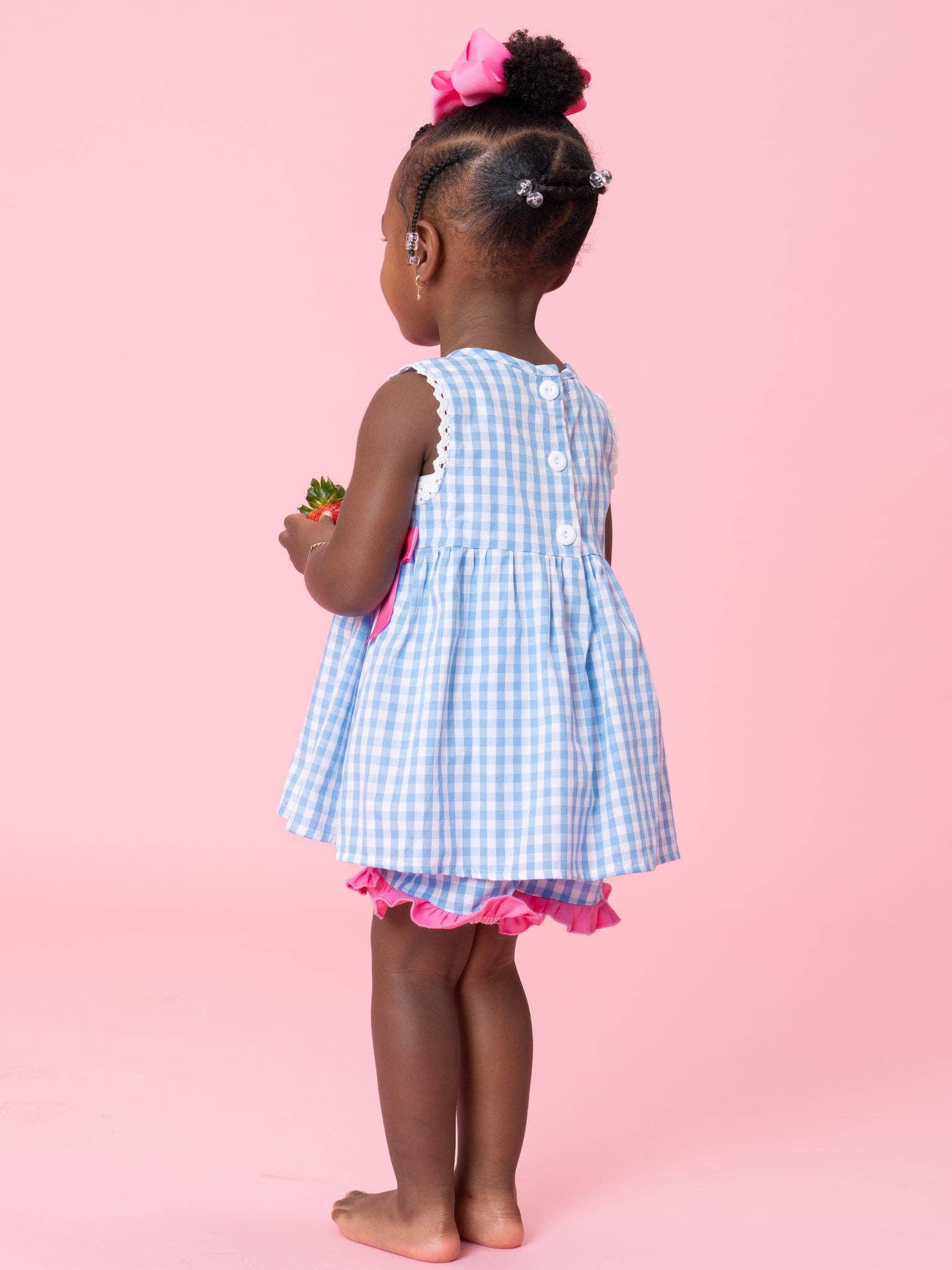 Gingham Embroidered Strawberries 100% Cotton Ruffle Outfit: L(4yrs)